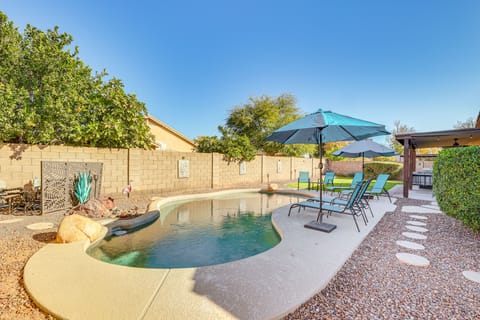 Luxe Gilbert Oasis - Close to Spring Training House in Gilbert