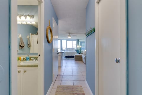 Panama City Beach Condo w/ Resort Amenities! Apartment in Panama City Beach