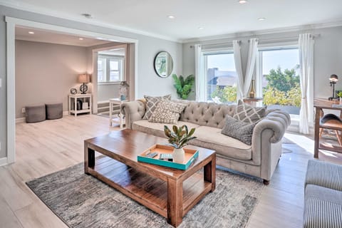 Luxe Laguna Home w/ Ocean View: Walk to Beach House in Laguna Beach