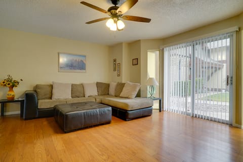 Cozy El Paso Condo w/ Patio ~ 7 Mi to Dtwn! Apartment in El Paso