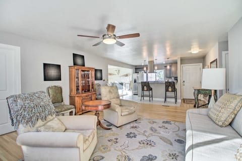 Gorgeous Albuquerque Getaway w/ Private Yard! House in Albuquerque