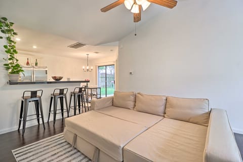 Cozy Austin Area Home w/ Yard, 20 Mi to Dtwn! House in Cedar Park