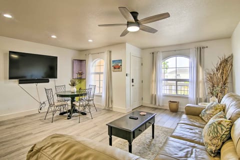 South Padre Island Getaway - Newly Renovated! Apartment in South Padre Island