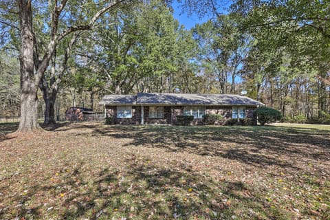 Updated Royal Retreat on 5 Acres: 'Hidden Creek' House in Garland County