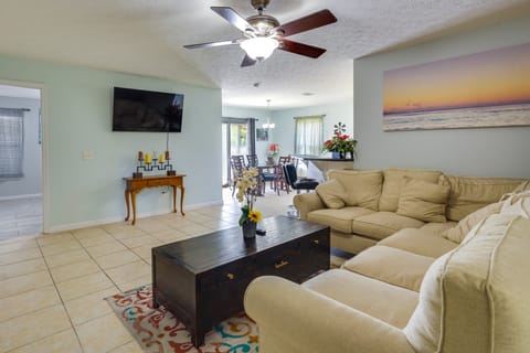 Pet-Friendly PCB Home w/ Hot Tub, Near Beaches! House in Sunnyside