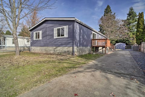 Charming Grants Pass Home w/ Large Backyard! House in Grants Pass