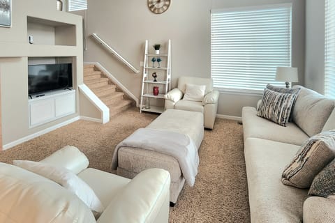 Littleton Home w/ Deck - 24 Mi to Denver! House in Highlands Ranch