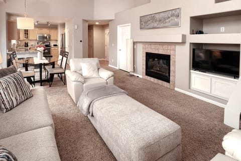 Littleton Home w/ Deck - 24 Mi to Denver! House in Highlands Ranch