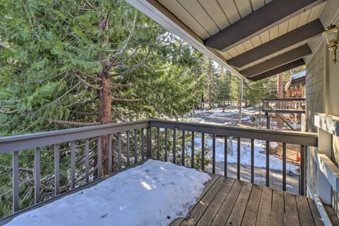 Tahoe City Home w/ Deck - 1 Mi to Downtown! House in Tahoe City