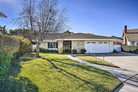 Chic Fountain Valley Getaway Near Theme Parks House in Fountain Valley