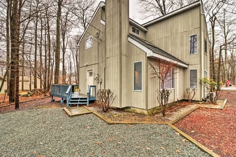 Family-Friendly Tobyhanna Home w/ Game Room! House in Coolbaugh Township