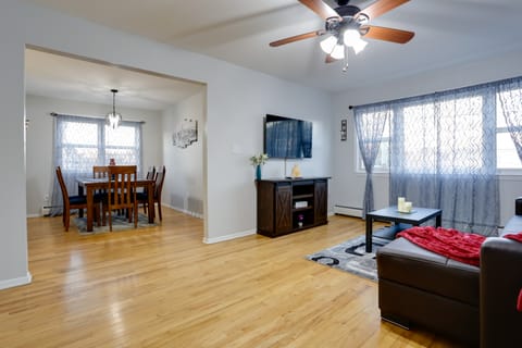 Ideally Located Jersey City Home, 8 Mi to NYC House in Bayonne