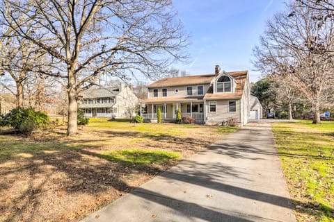 Charming Seekonk Home: Pets Welcome! House in East Providence