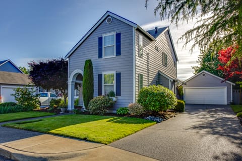 Tacoma Home w/ Garden + Pond ~ 3 Mi to Beach! House in Federal Way