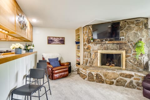 6 Mi to Keystone Resort: Cozy Lake Dillon Condo! Apartment in Dillon