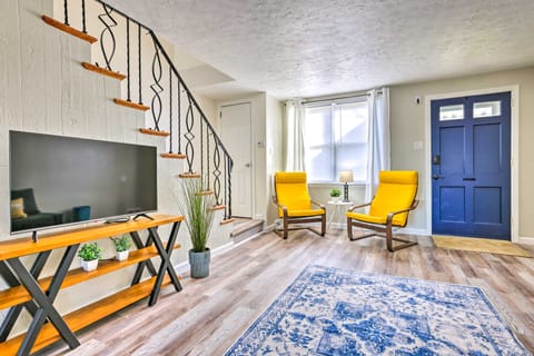 ‘The Gallery’, an Allentown Retreat w/ Views! Apartamento in Allentown