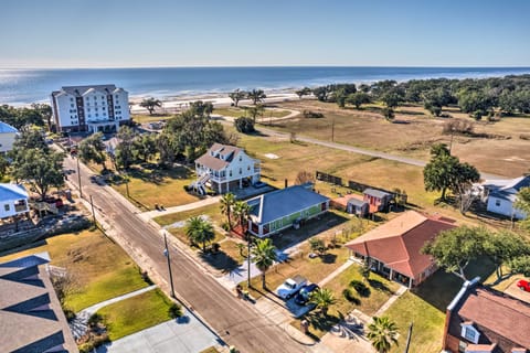 Mississippi Gulf Coast Vacation Rental! House in Long Beach