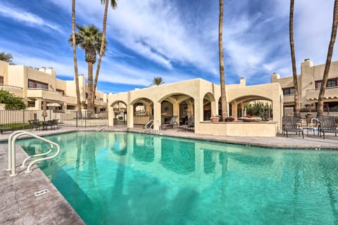 Scottsdale Condo w/ Pool Access, Near Old Town! Apartment in Paradise Valley