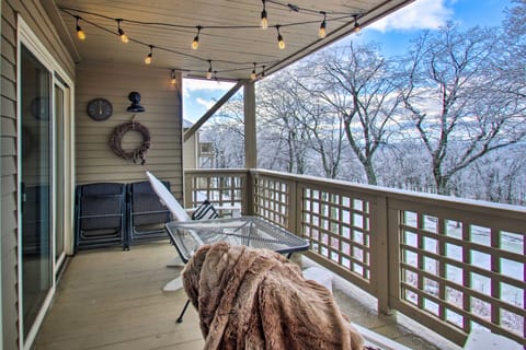 Wintergreen Resort Condo: Walk to Ski Lift! Apartment in Nelson County