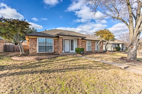 Cozy Garland Home 20 Mi to Downtown Dallas House in Richardson