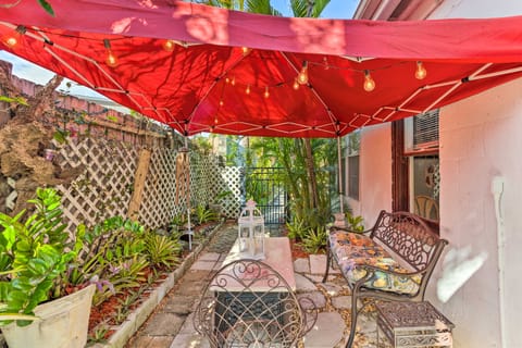 West Palm Beach Cottage Getaway w/ Patio! Cottage in West Palm Beach