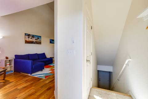 4 Mi to Airport: Convenient Denver Condo Apartment in Commerce City