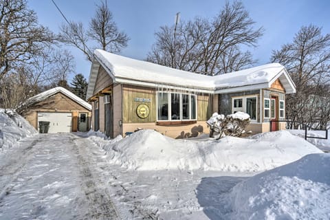 Family Home - Walk to Town & Balsam Lake! House in Balsam Lake