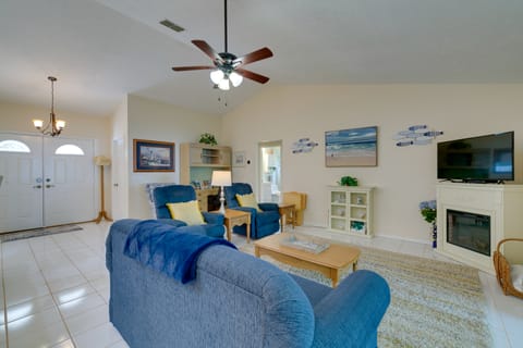 Crystal River Vacation Rental on Canal! House in Crystal River