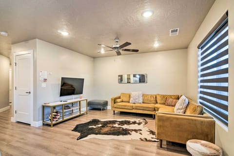 Townhome in Heart of Kanab + Fire Pit Copropriété in Kanab