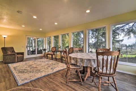 Pet-Friendly La Center Home ~ 6 Mi to Casinos House in Washington