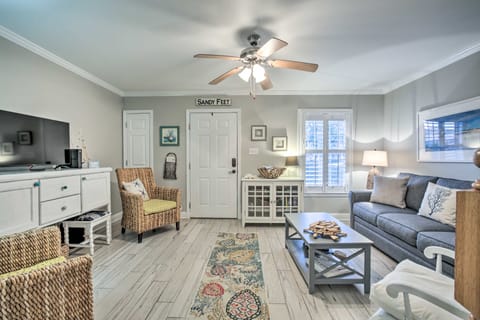 Old Town Bay St Louis Townhome: Walk to Beach Condo in Bay Saint Louis