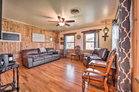 'The Blue Tub' in Downtown Fredericksburg! House in Fredericksburg