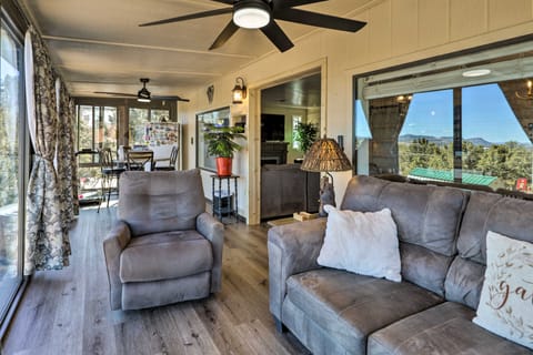 Pet-Friendly Arizona Home: Hot Tub & Fire Pit House in Payson