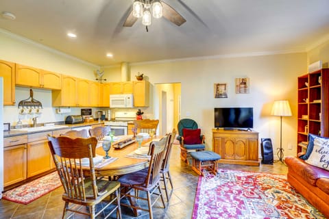 Fallbrook Vacation Rental: 3 Mi to Wineries! House in Fallbrook