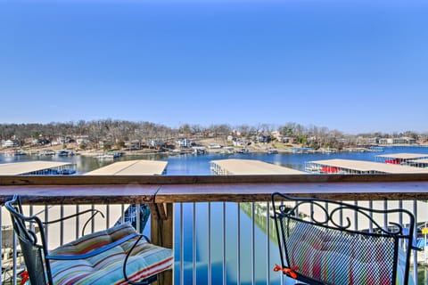 Osage Beach Vacation Rental w/ Pool Access Condo in Osage Beach