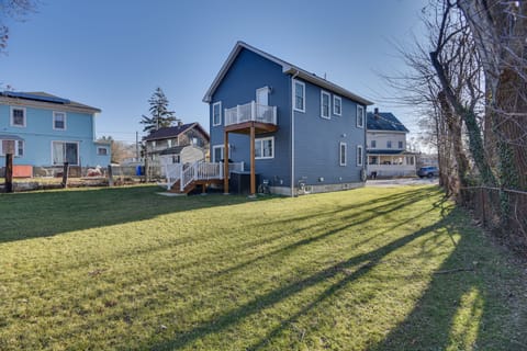 Renovated Family Home on Providence River! House in East Providence