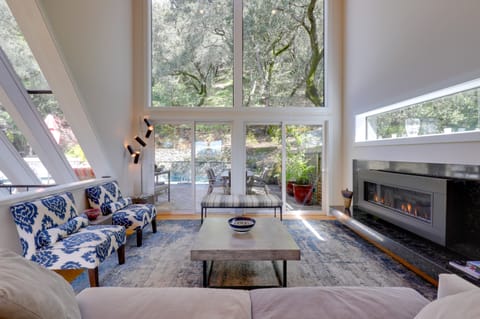 Luxe Santa Rosa Home ~ 3 Mi to Downtown! House in Santa Rosa