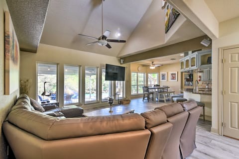 Family-Friendly Hitchcock Home w/ Pool & Hot Tub! House in La Marque