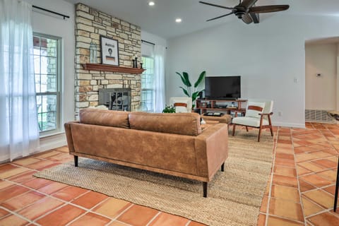 San Marcos Vacation Rental: 4 Miles to Downtown! House in San Marcos