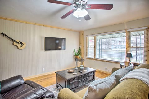 Fruita Vacation Rental: Walk to Downtown! Apartment in Fruita