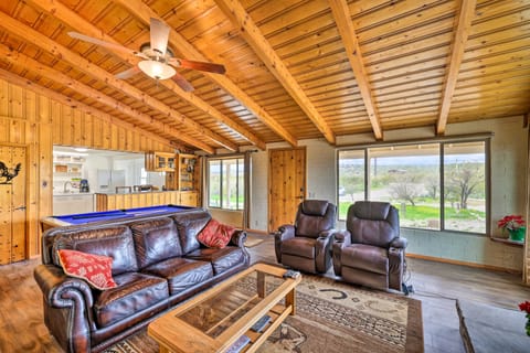 Phoenix Vacation Rental on 7-Acres w/ Deck & Grill House in New River