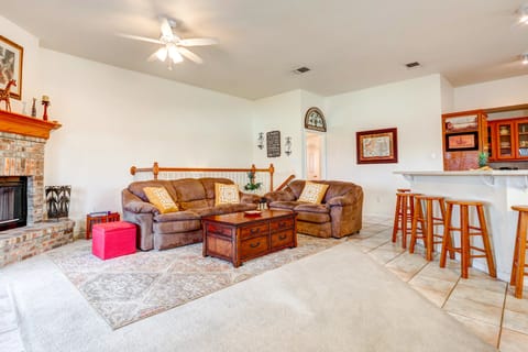 Canyon Lake Getaway w/ Fire Pit, Boat Ramp Nearby! House in Canyon Lake