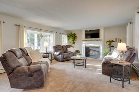 Sauna, Spa & Stargazing: Coudersport Home! House in Allegheny River