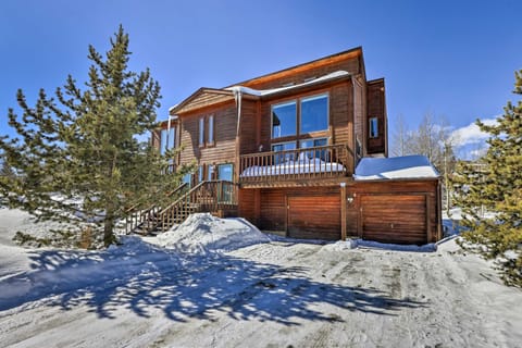 Silverthorne Home w/ Private Deck & Hot Tub! House in Wildernest