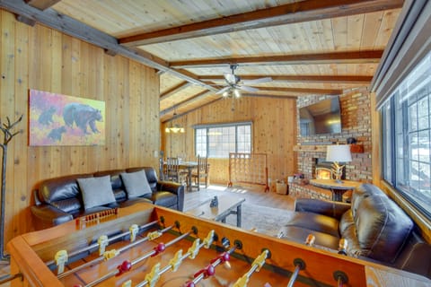 Big Bear Cabin w/ Deck: 2 Mi to Lake & Snow Summit House in Big Bear