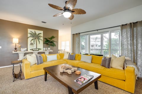 Bonita Springs Vacation Rental: Walk to Beach Apartment in North Naples