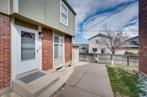 Dog-Friendly Arvada Home: 7 Mi to Downtown Denver Apartment in Arvada