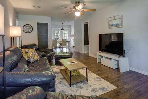 Pet-Friendly Pensacola Vacation Rental w/ Patio Apartment in Bellview