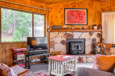 Serene Groveland Cabin Rental Near Yosemite! House in Groveland