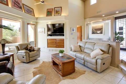 Tucson Vacation Rental: Near Saguaro National Park House in Tortolita